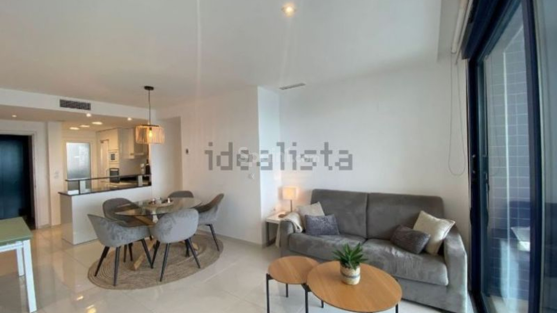 Resale - Apartment -
Torrevieja - Punta Prima