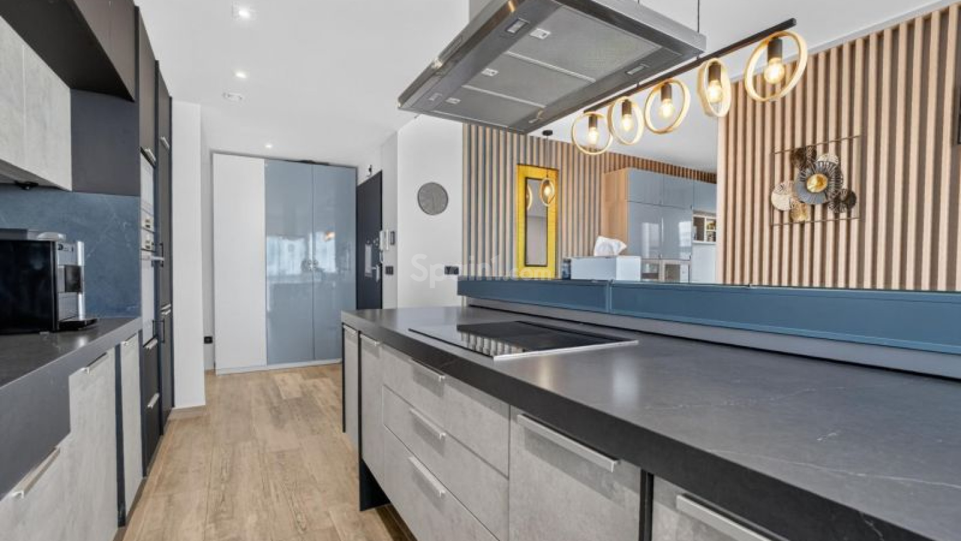 Resale - Apartment -
Torrevieja - Punta Prima