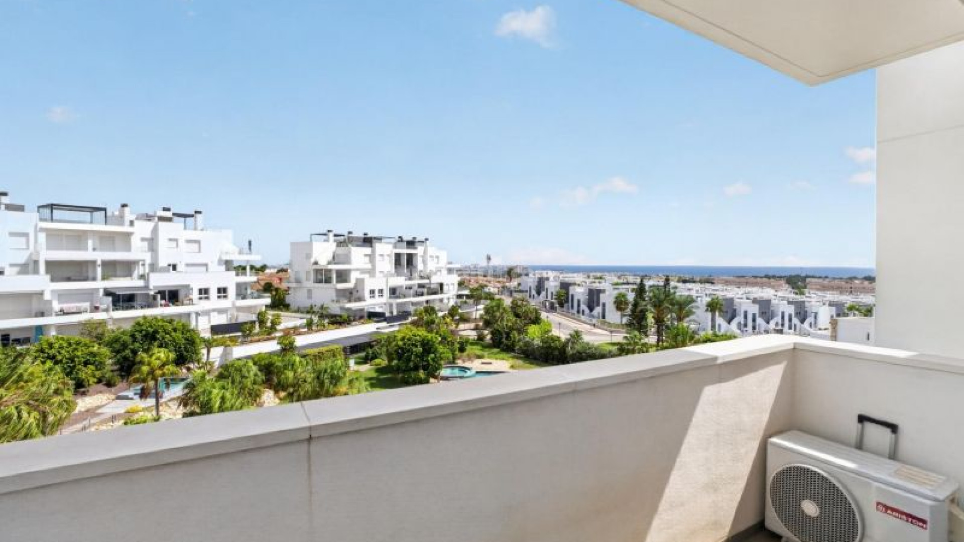 Resale - Apartment -
Torrevieja - Punta Prima