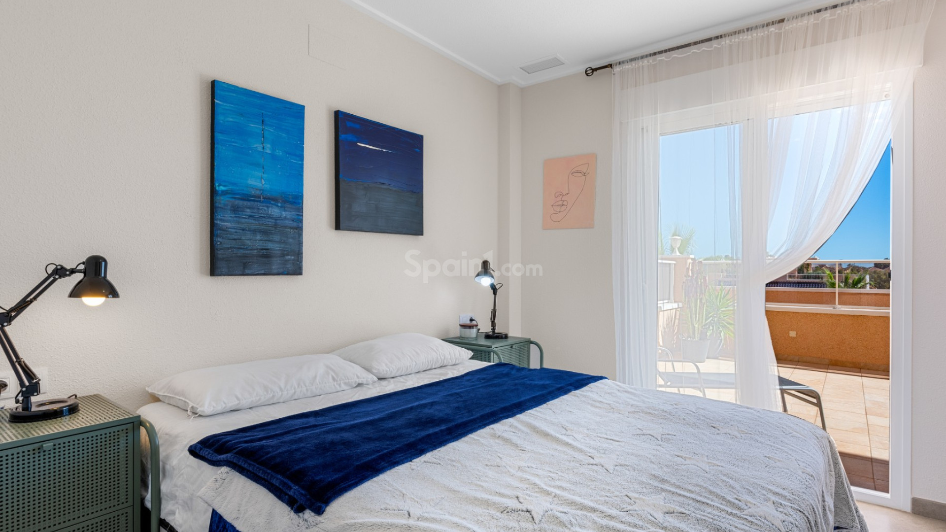 Resale - Apartment -
Torrevieja - Punta Prima