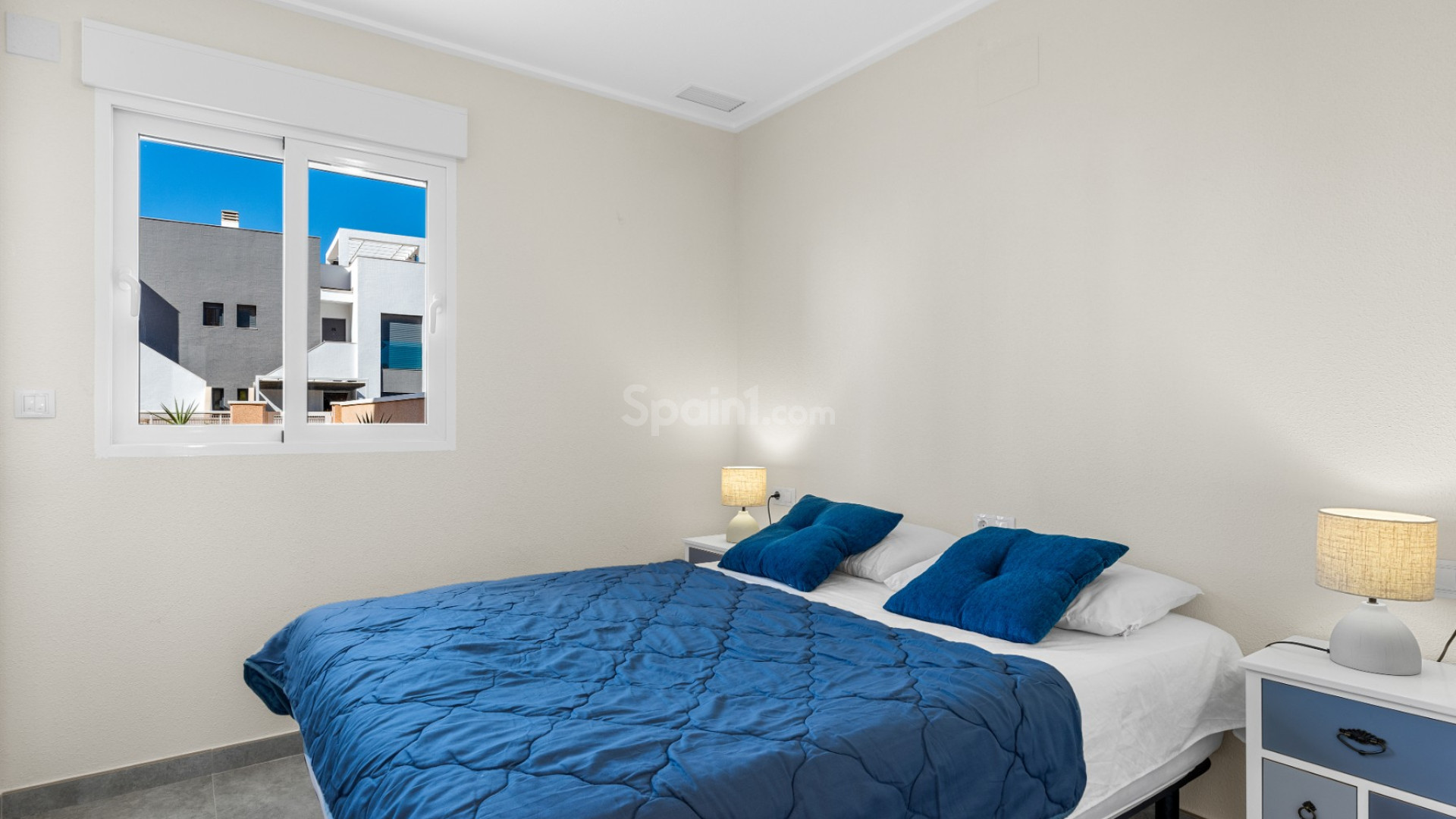 Resale - Apartment -
Torrevieja - Punta Prima