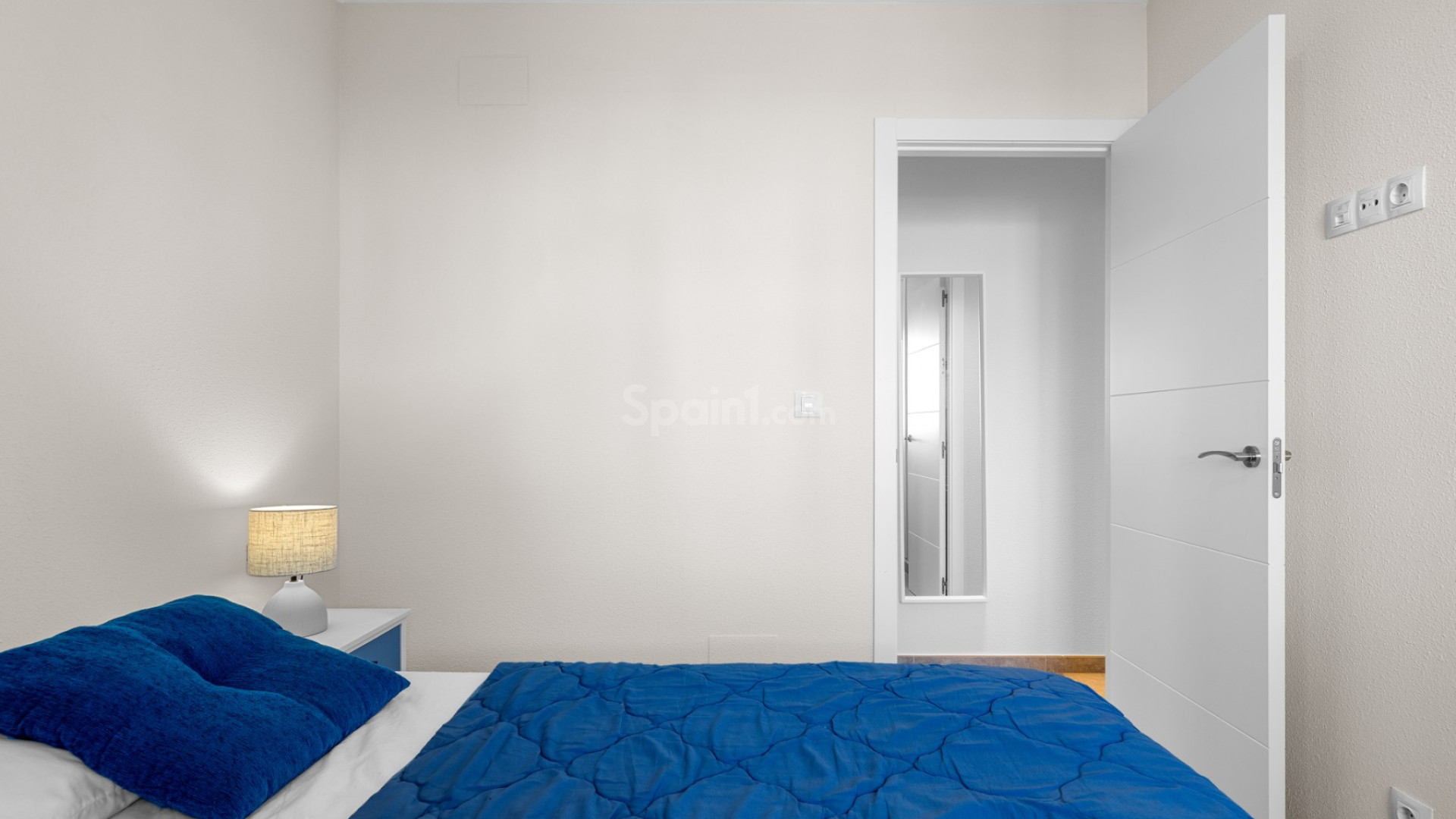 Resale - Apartment -
Torrevieja - Punta Prima