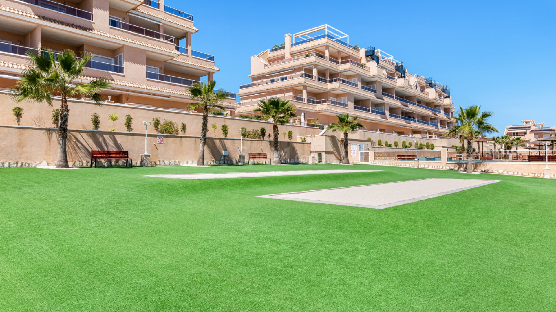 Resale - Apartment -
Torrevieja - Punta Prima