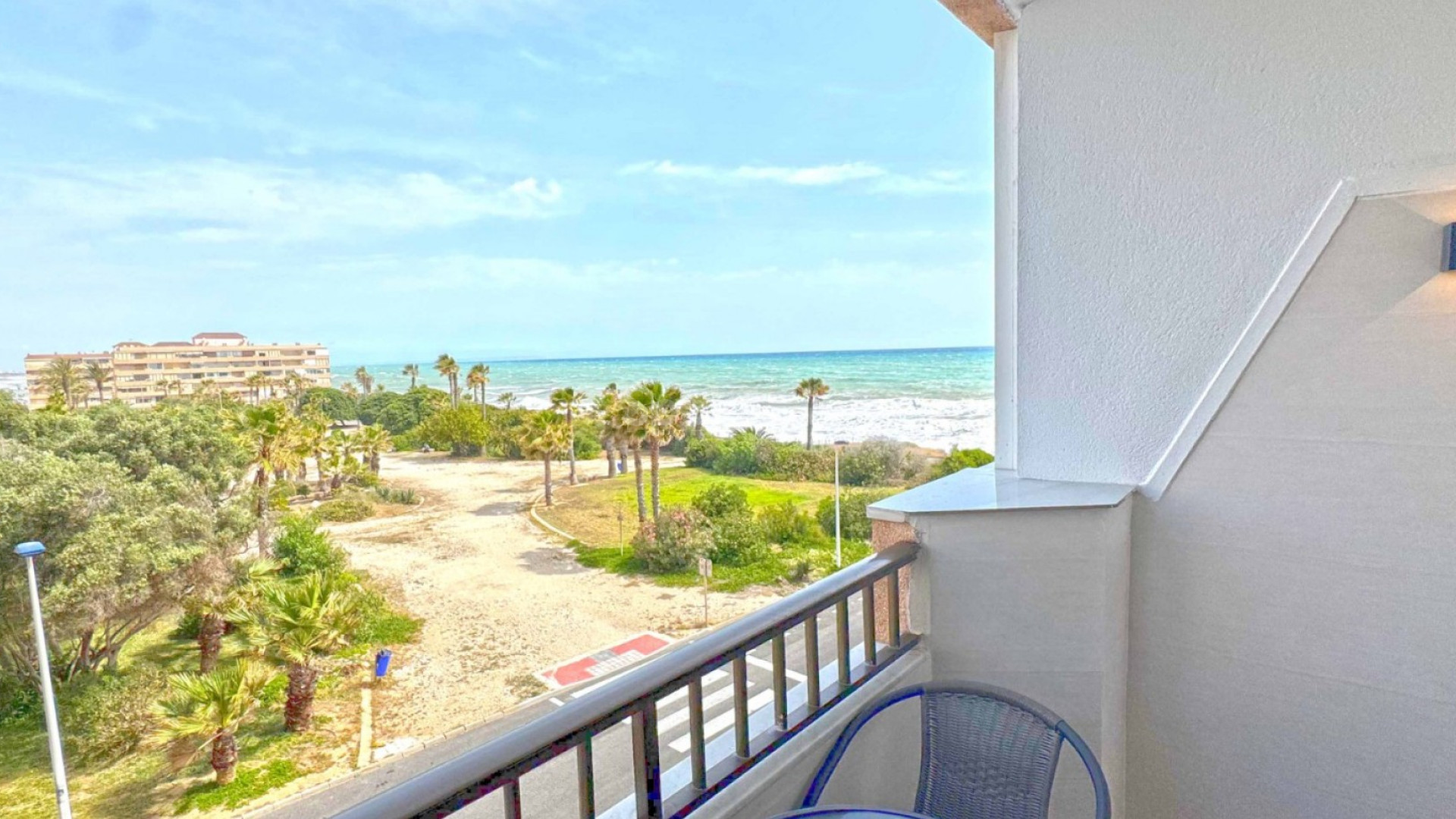 Resale - Apartment -
Torrevieja - Torrelamata - La Mata