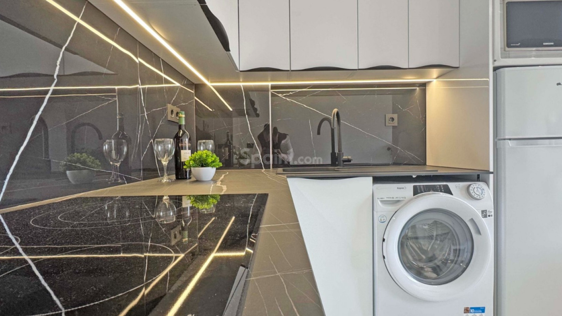 Resale - Apartment -
Torrevieja - Torrelamata - La Mata