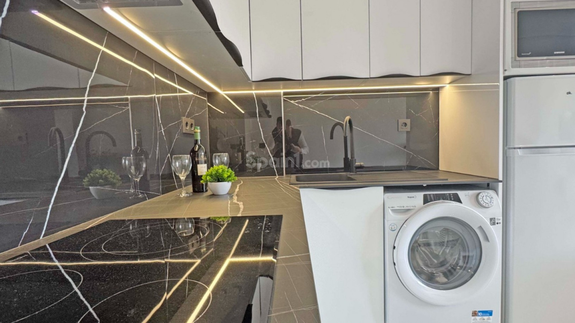 Resale - Apartment -
Torrevieja - Torrelamata - La Mata