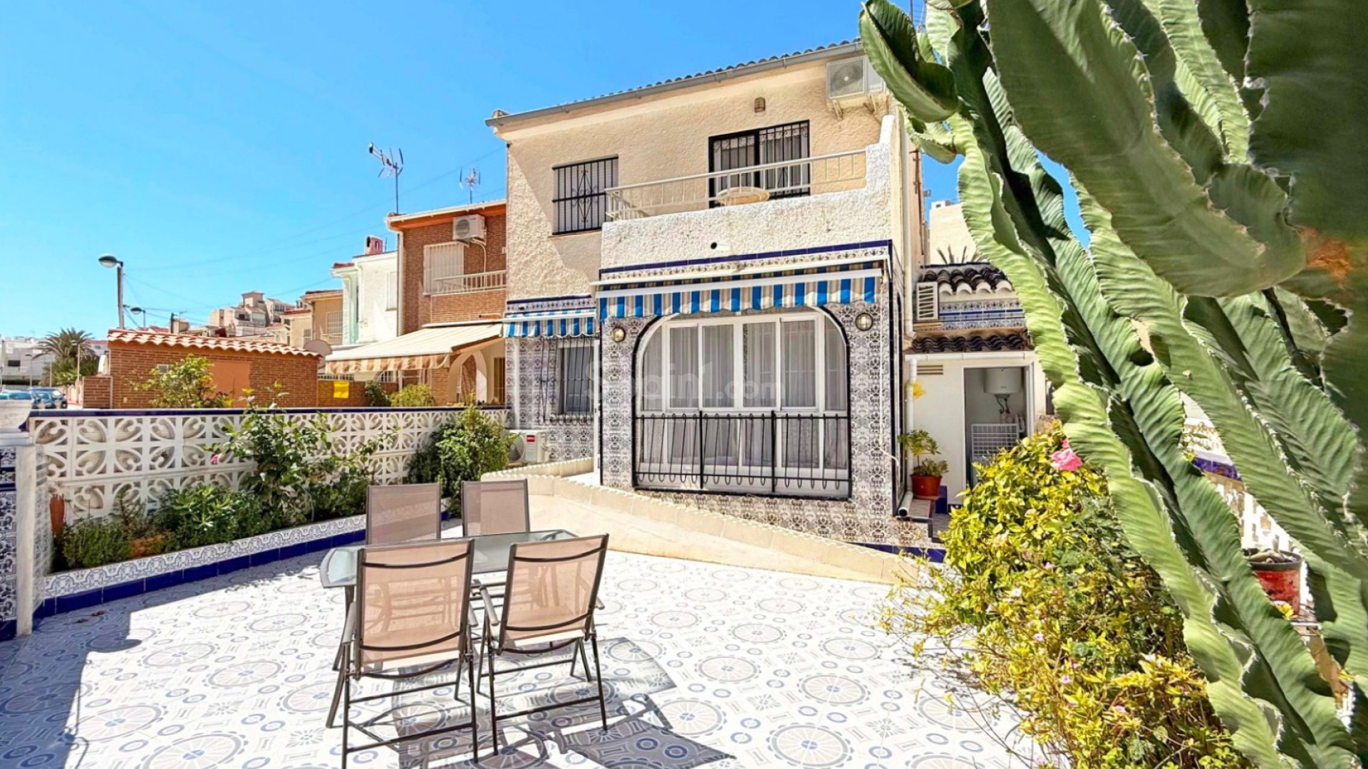 Resale - Apartment -
Torrevieja - Torrelamata - La Mata