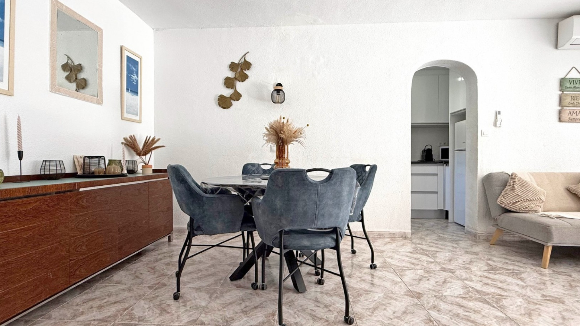 Resale - Apartment -
Torrevieja - Torrelamata - La Mata