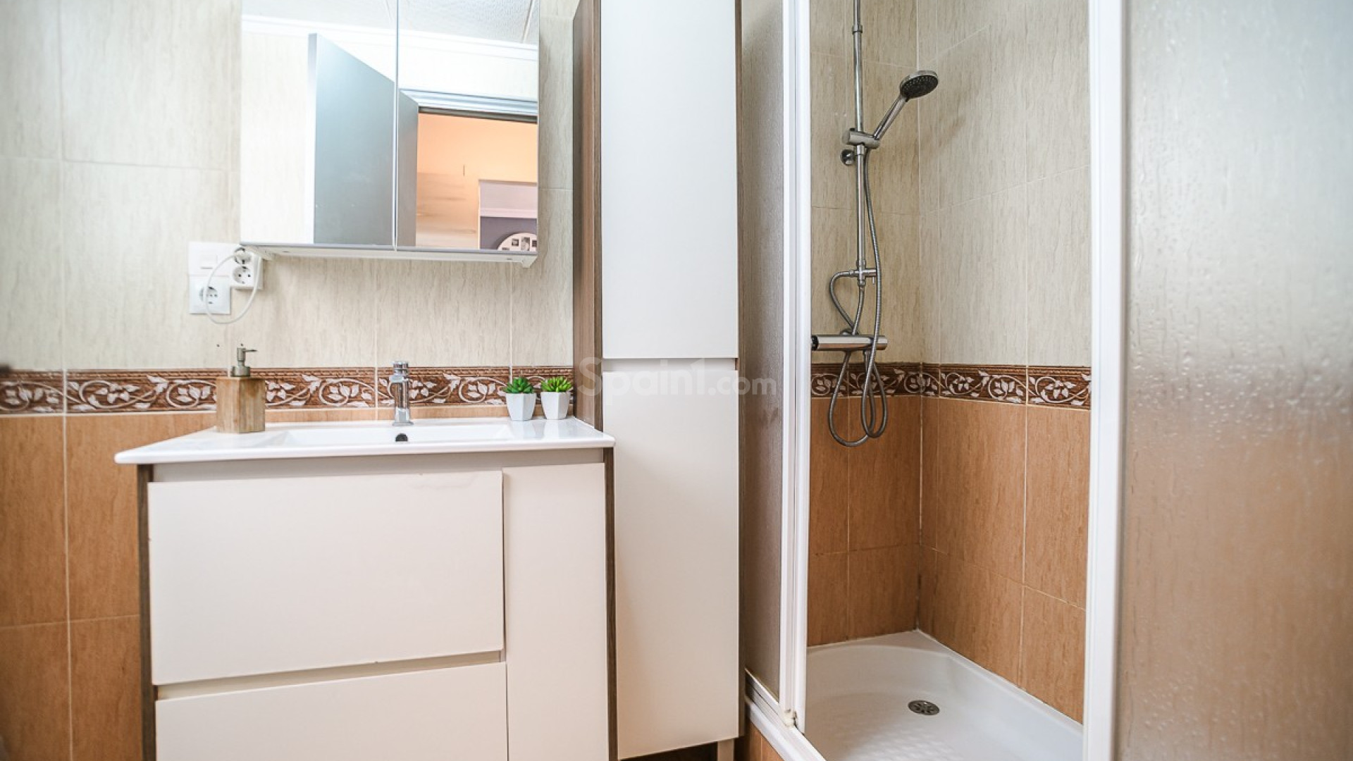 Resale - Apartment -
TORREVIEJA - Torrevieja
