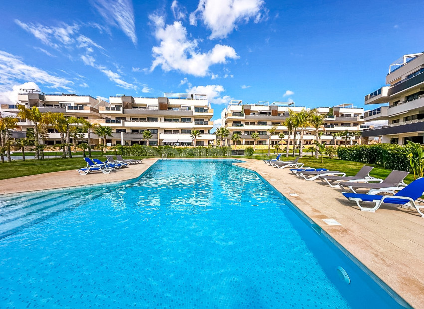 Resale - Apartment -
TORREVIEJA - Torrevieja
