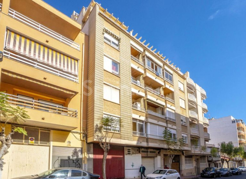 Resale - Apartment -
Torrevieja