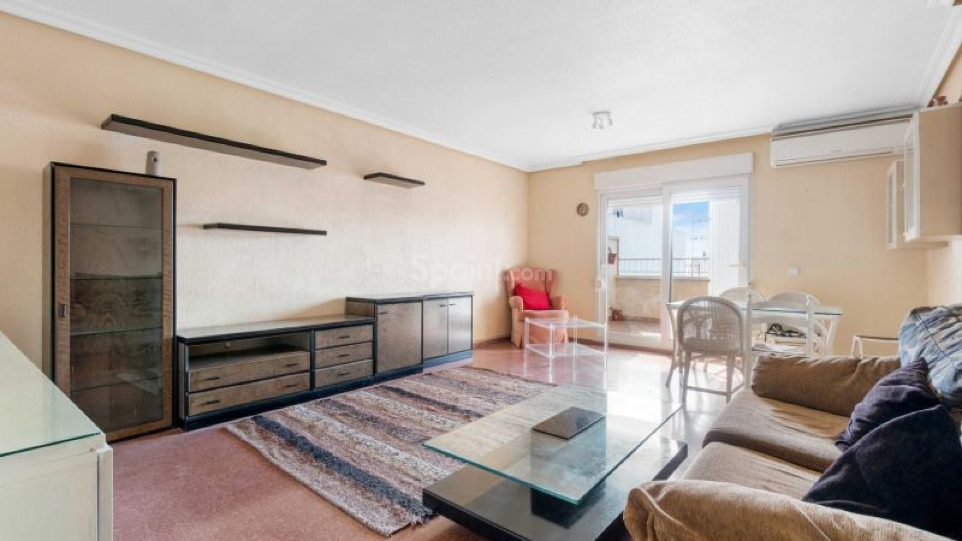 Resale - Apartment -
Torrevieja