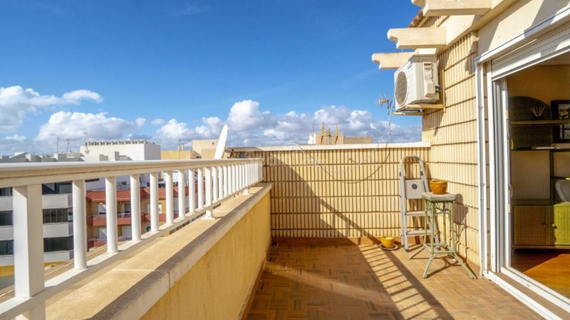 Resale - Apartment -
Torrevieja