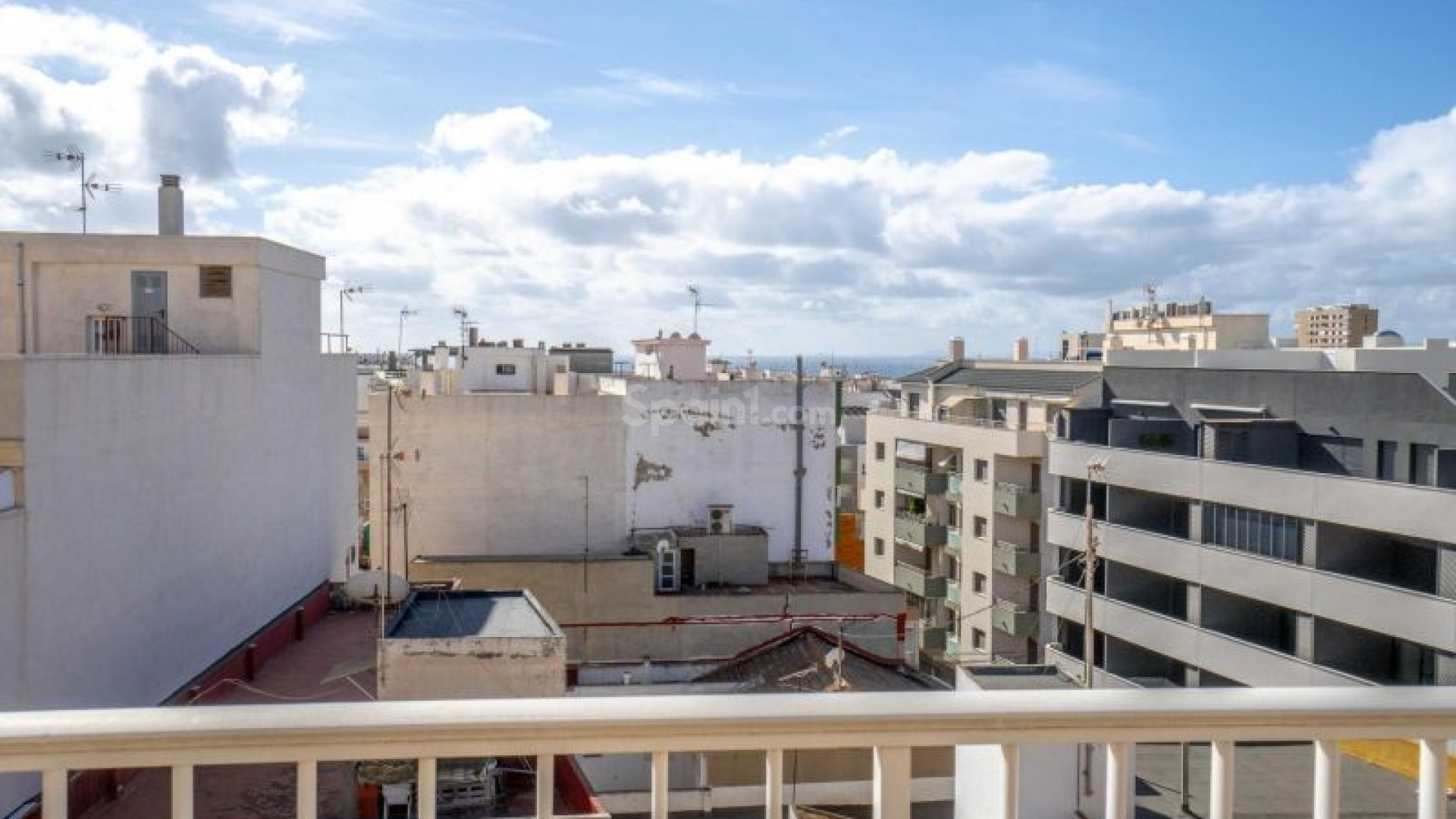 Resale - Apartment -
Torrevieja