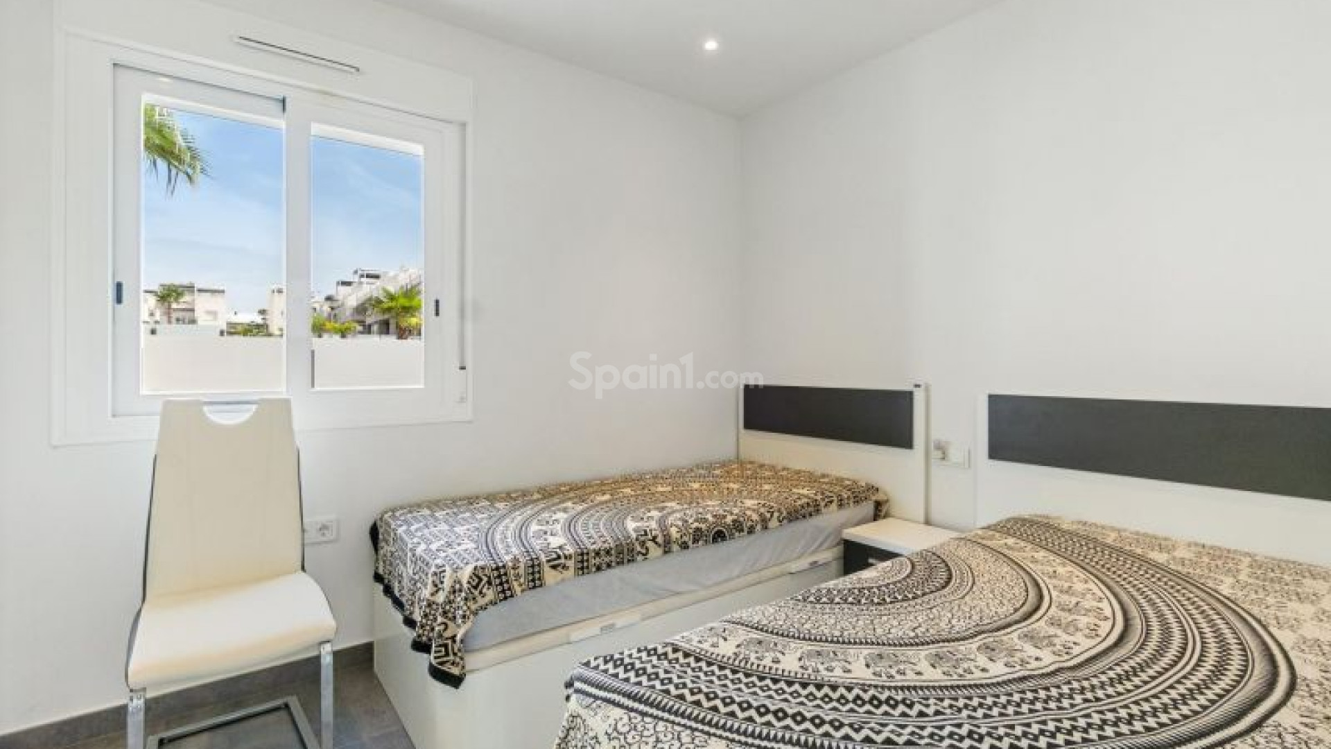 Resale - Apartment -
Torrevieja