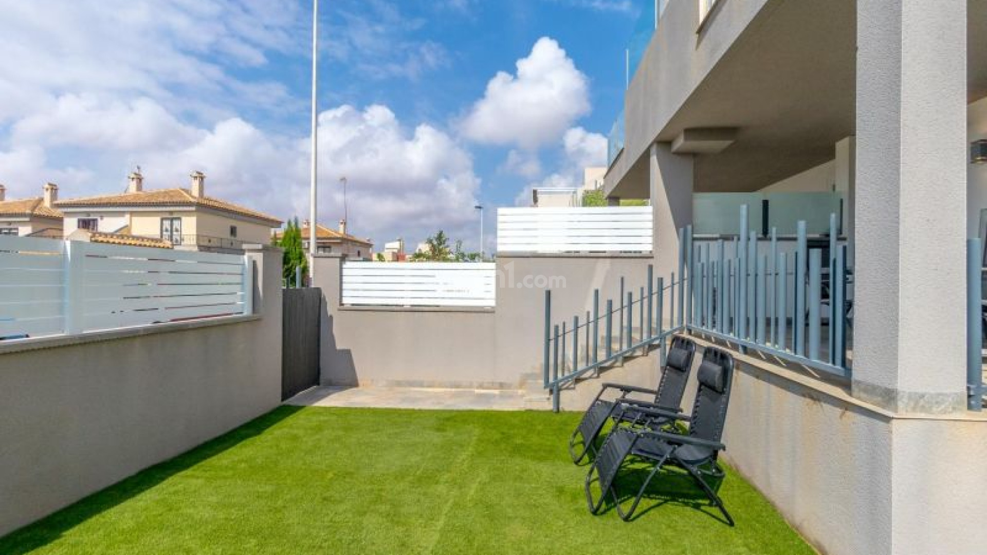 Resale - Apartment -
Torrevieja