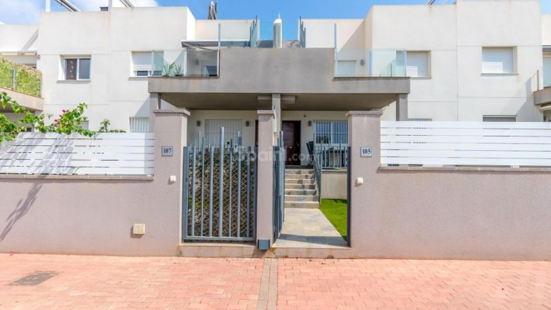 Resale - Apartment -
Torrevieja