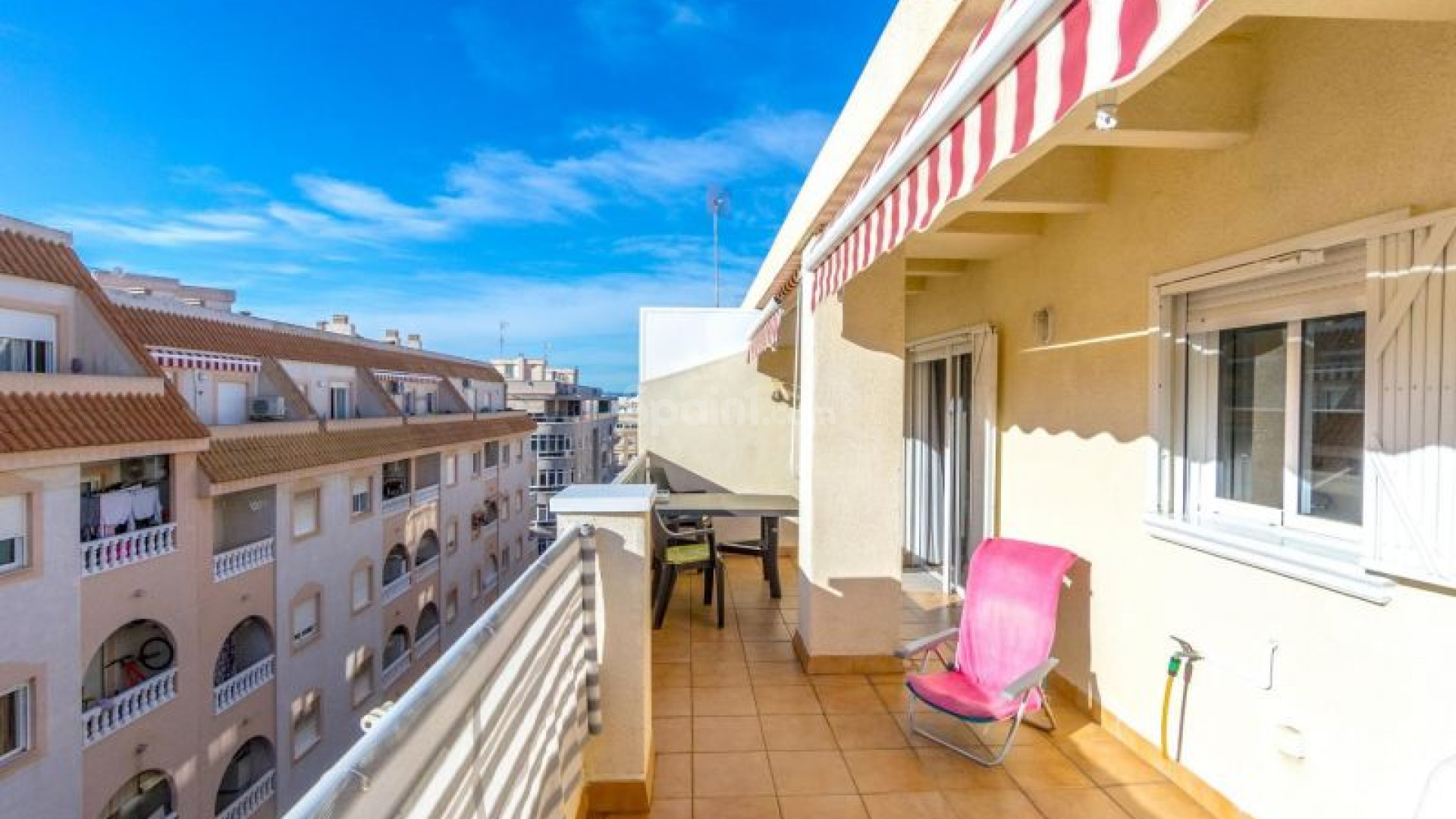 Resale - Apartment -
Torrevieja