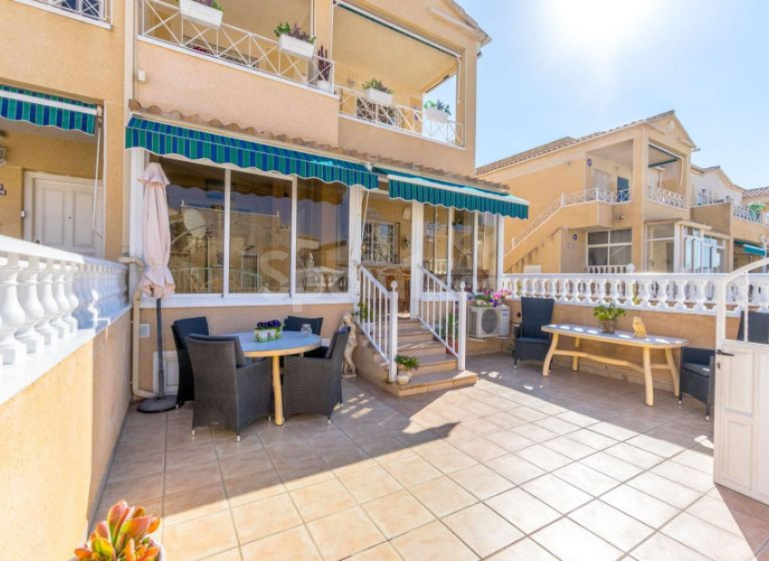 Resale - Apartment -
Torrevieja