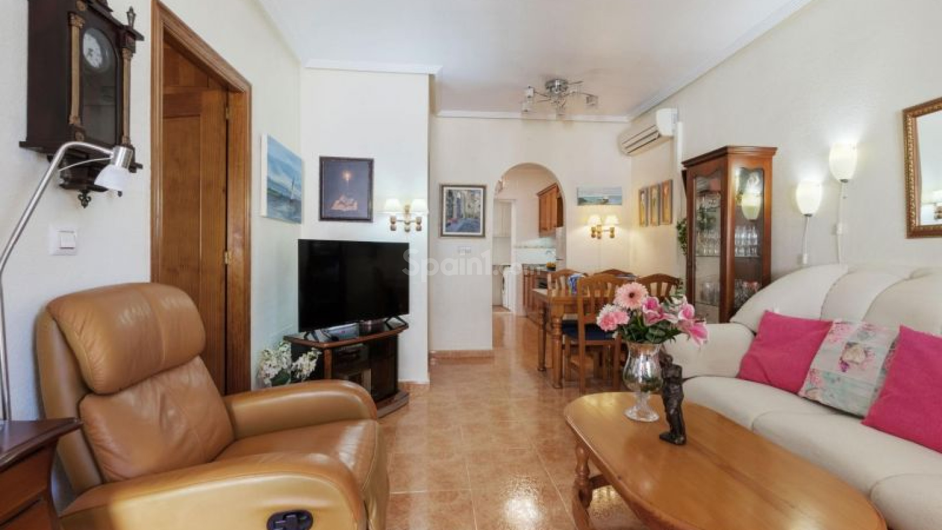 Resale - Apartment -
Torrevieja