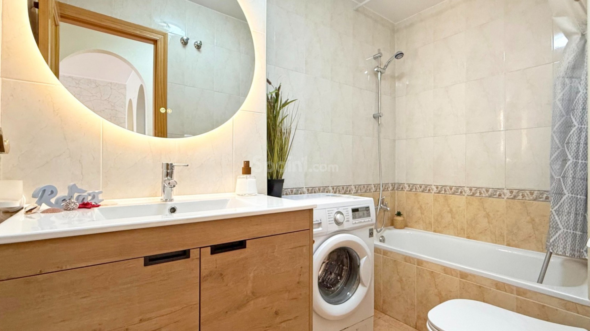 Resale - Apartment -
Torrevieja