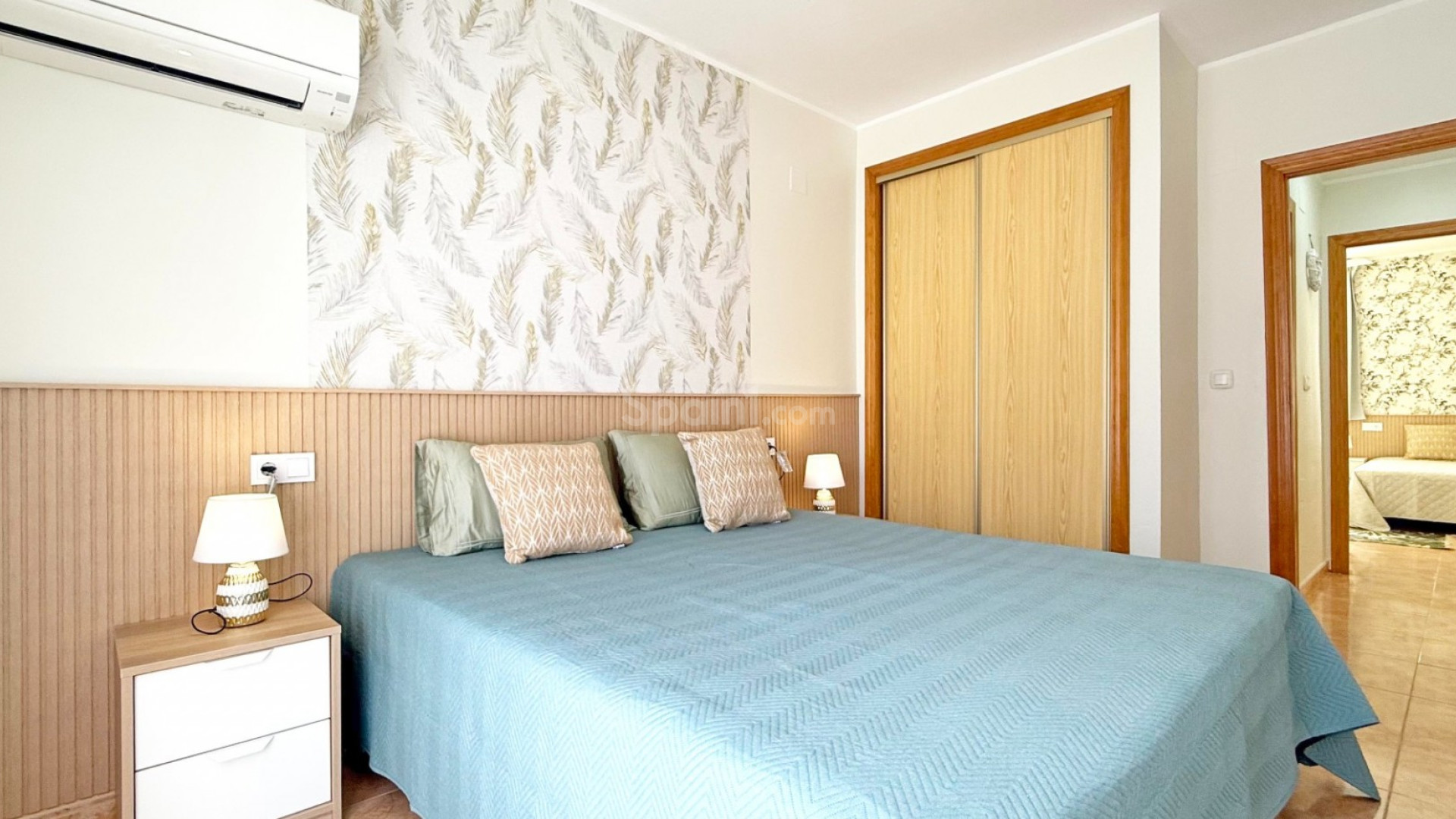 Resale - Apartment -
Torrevieja