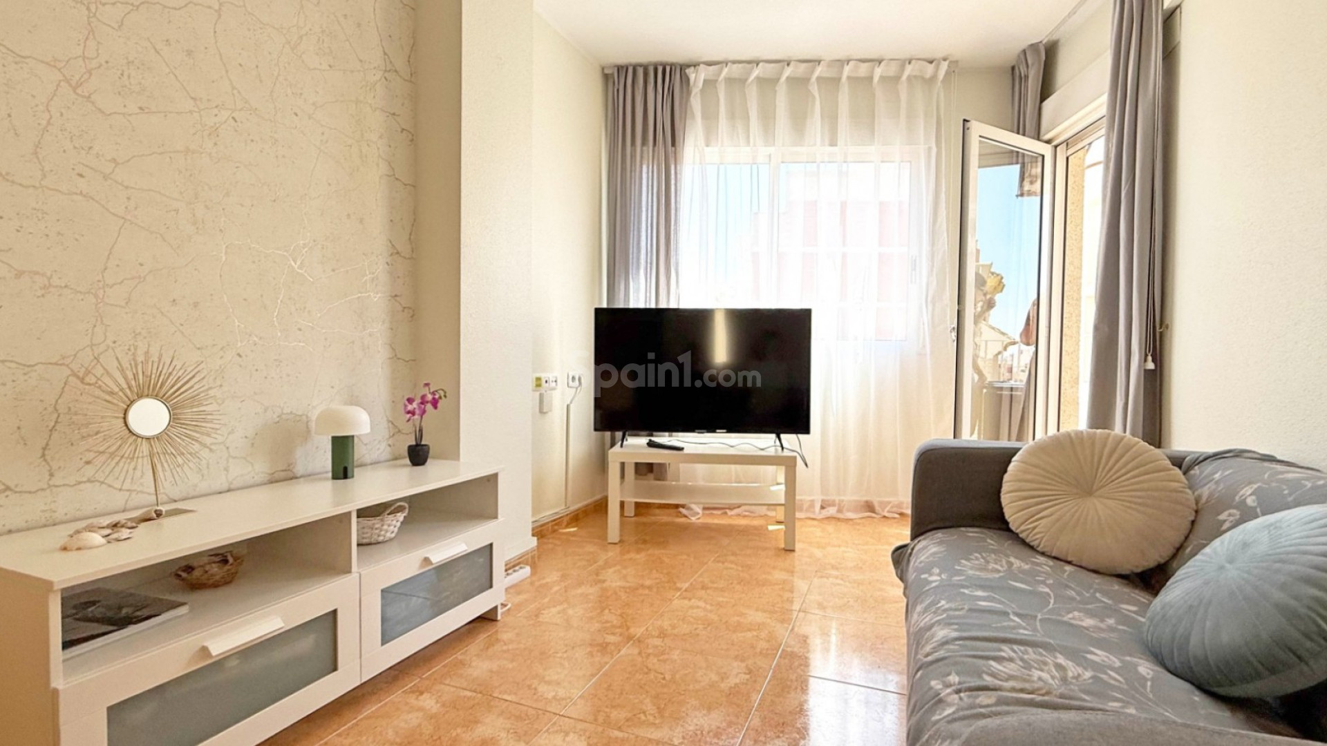 Resale - Apartment -
Torrevieja