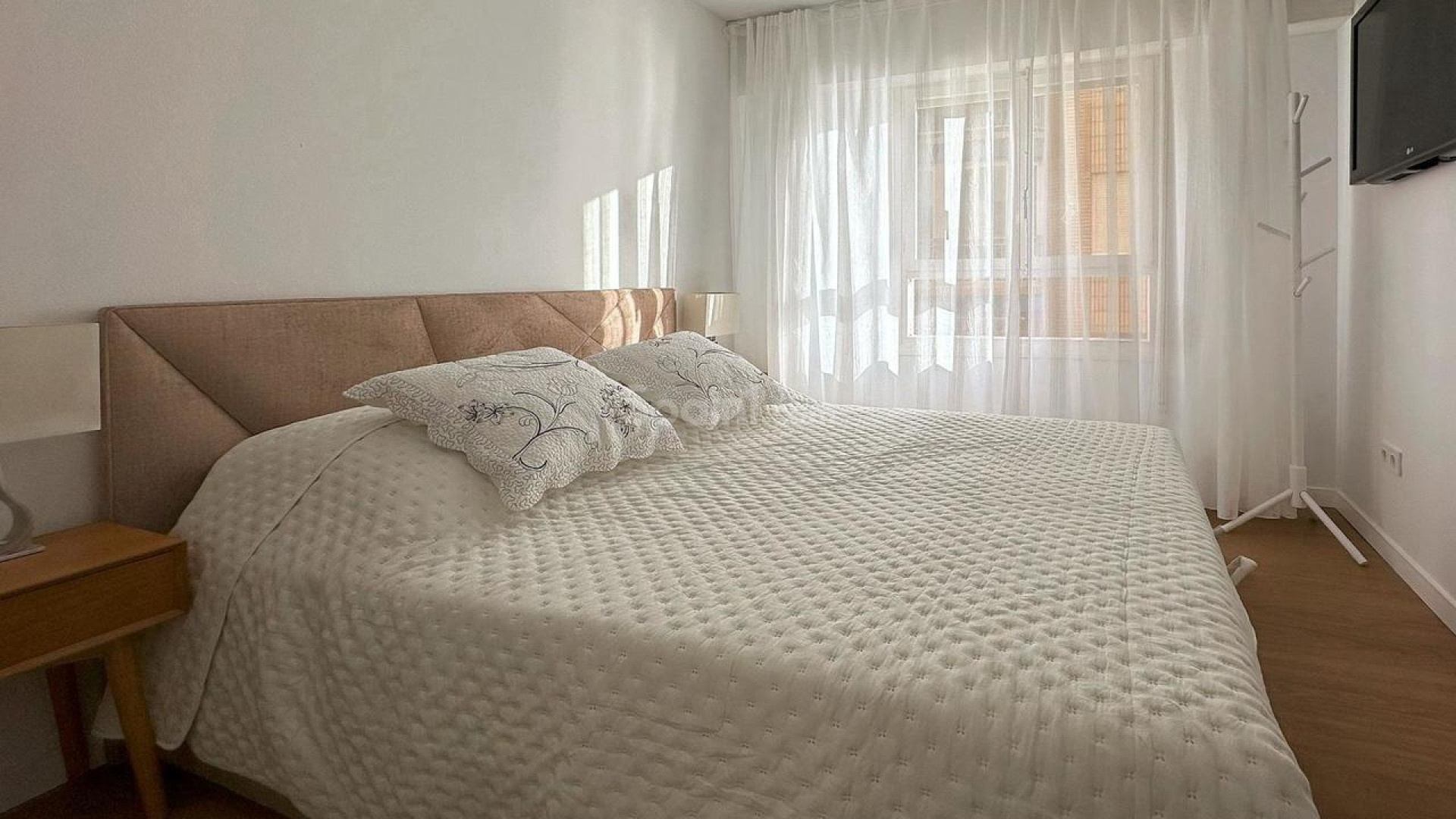 Resale - Apartment -
Torrevieja