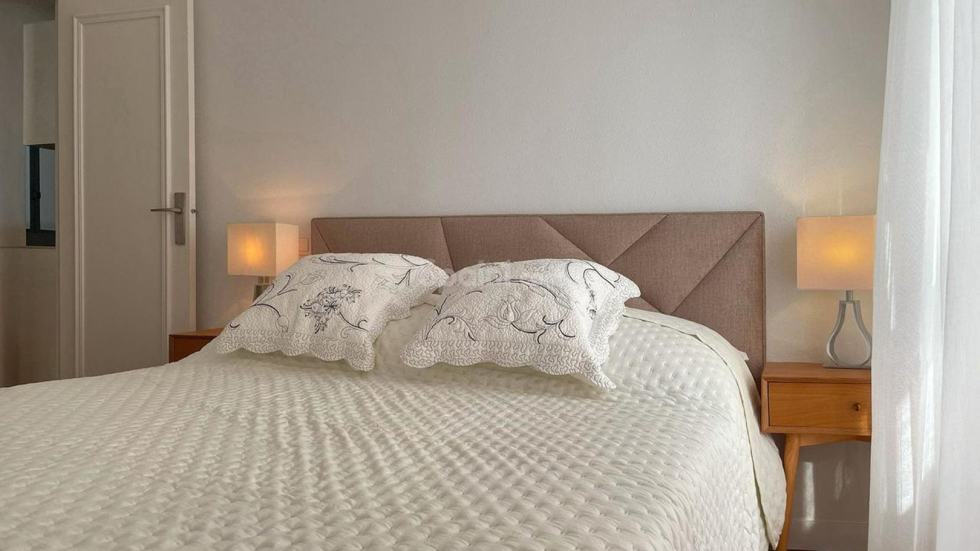 Resale - Apartment -
Torrevieja