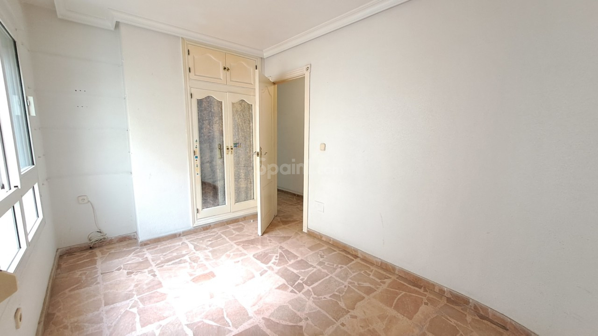 Resale - Apartment -
Torrevieja