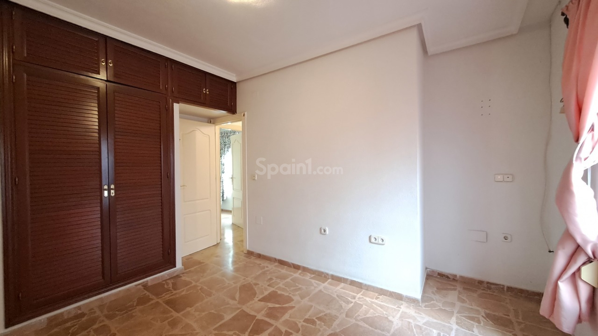Resale - Apartment -
Torrevieja