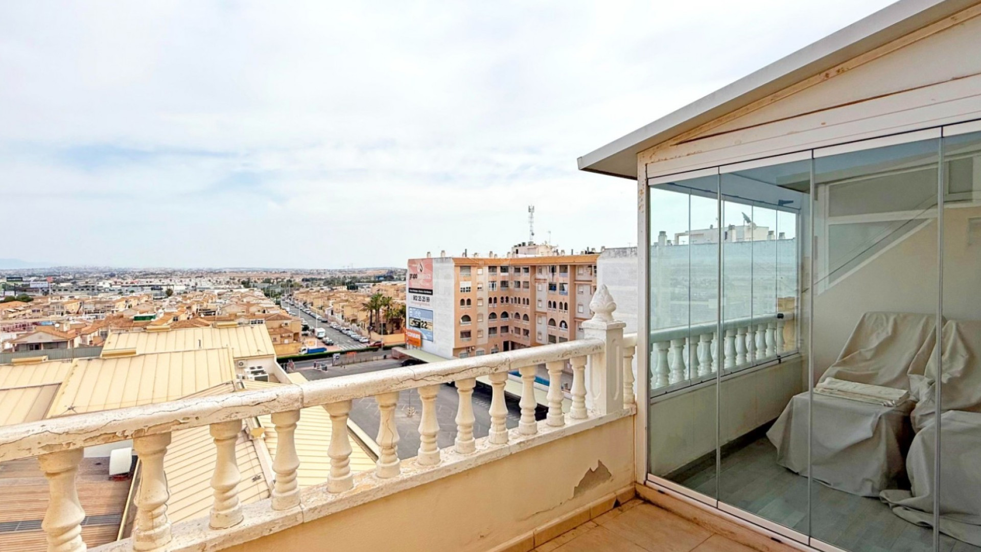 Resale - Apartment -
Torrevieja