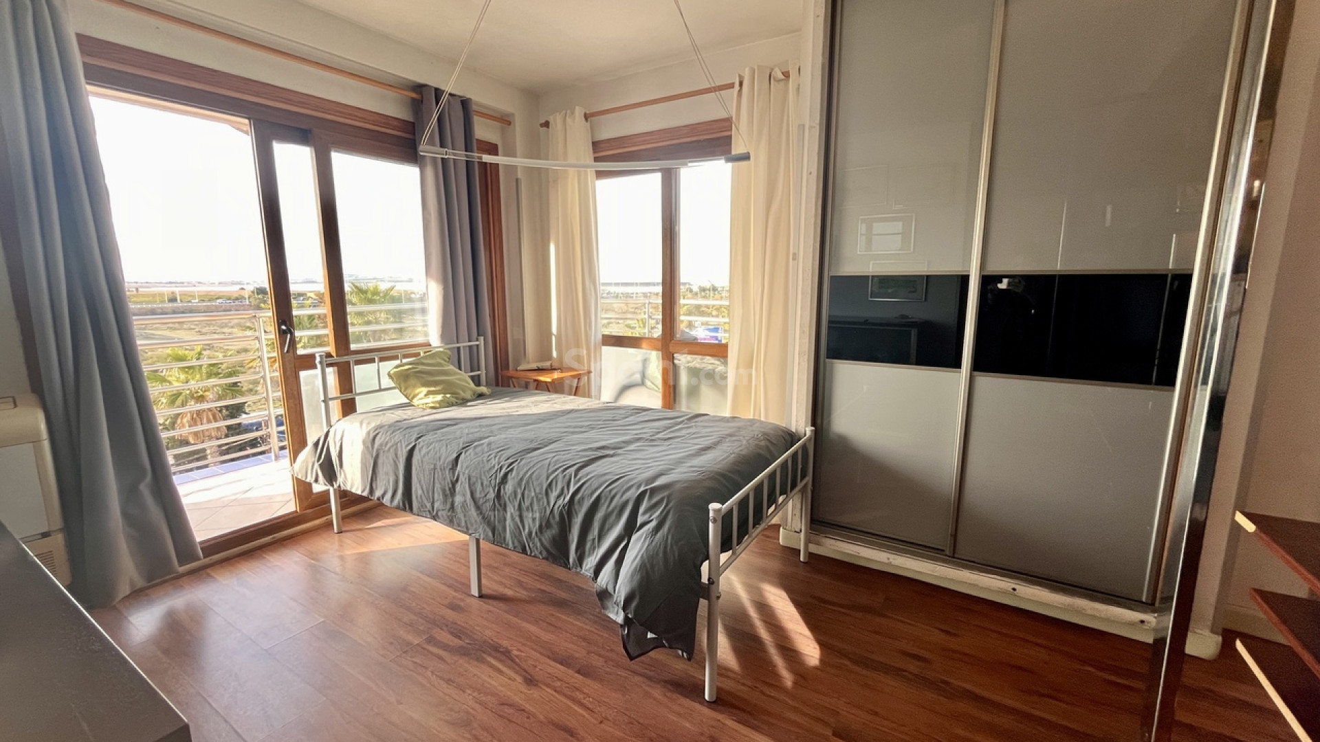 Resale - Apartment -
Torrevieja