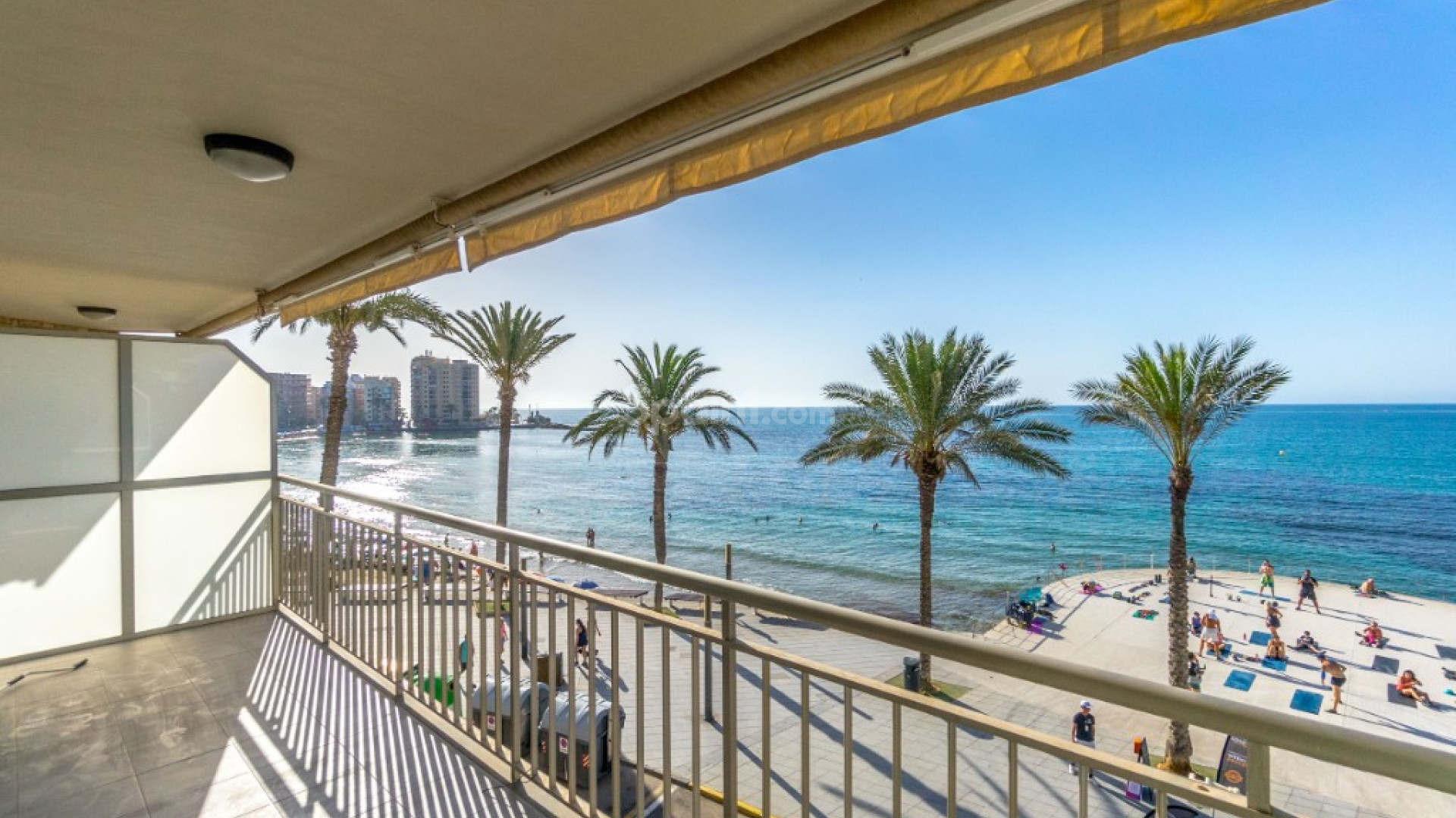 Resale - Apartment -
Torrevieja