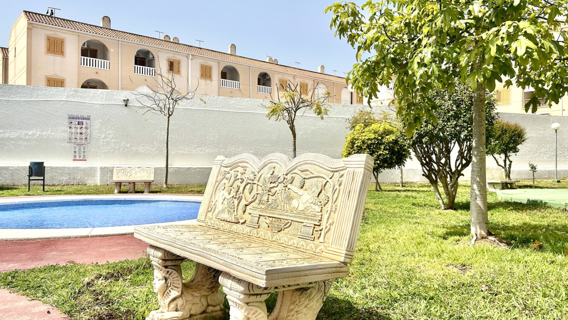 Resale - Apartment -
Torrevieja