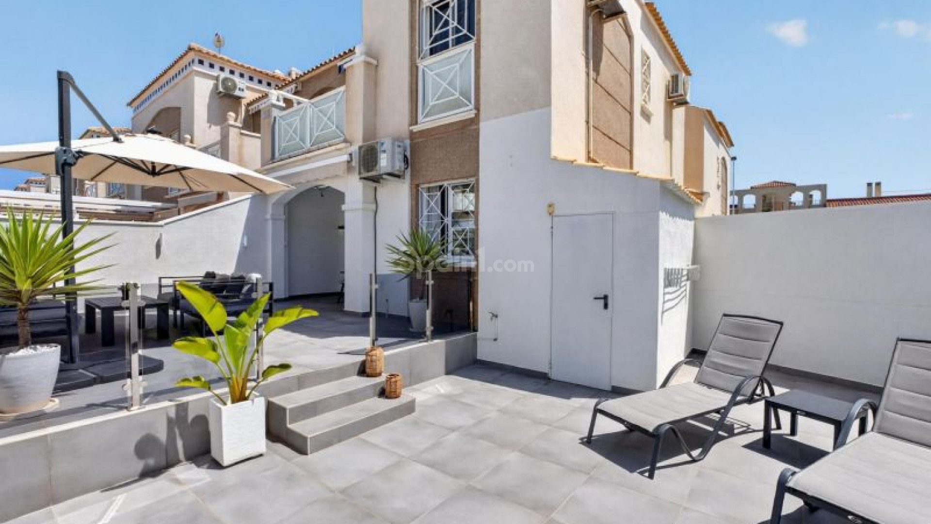 Resale - Apartment -
Torrevieja