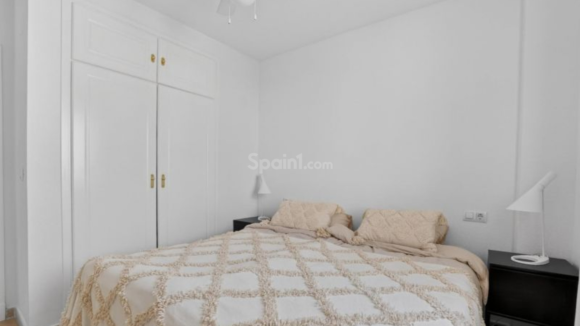 Resale - Apartment -
Torrevieja