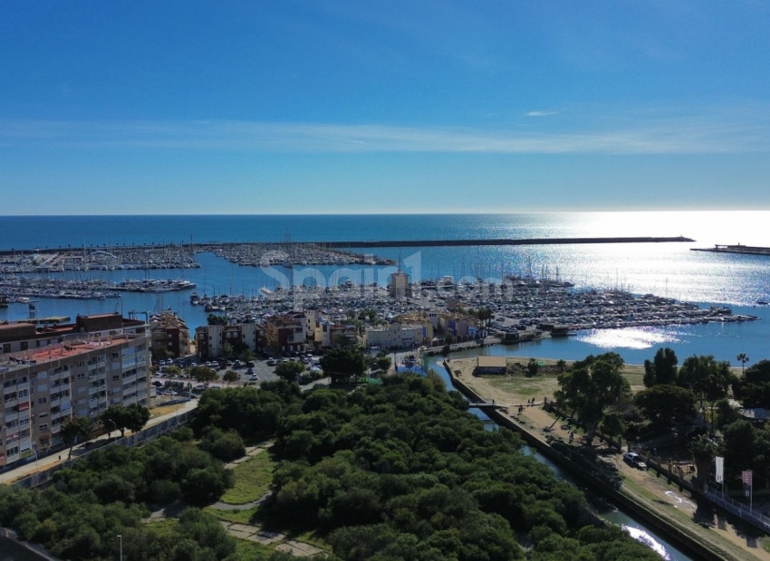 Resale - Apartment -
Torrevieja