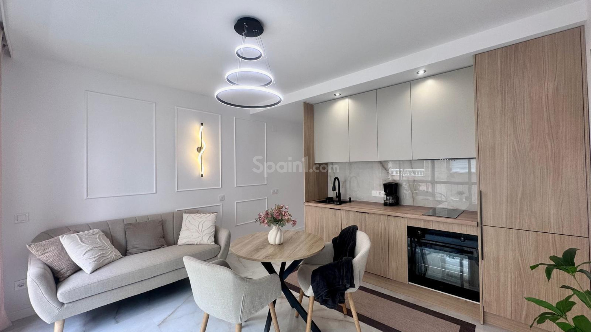 Resale - Apartment -
Torrevieja