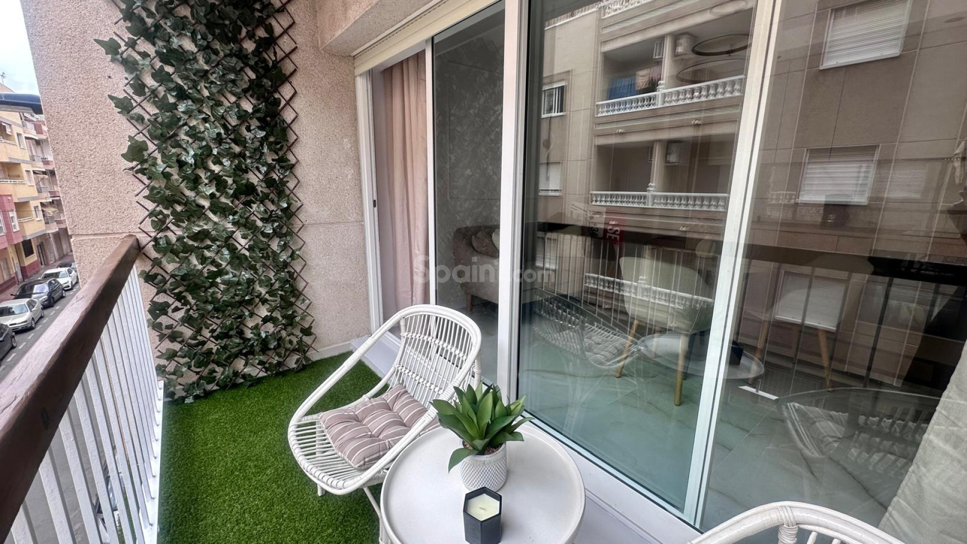 Resale - Apartment -
Torrevieja