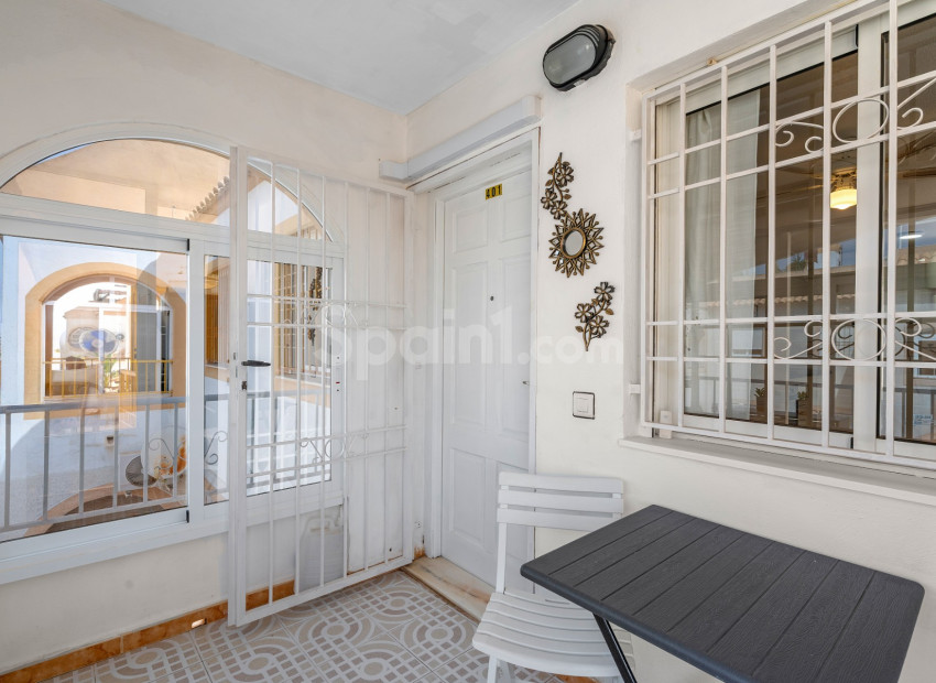 Resale - Apartment -
Torrevieja