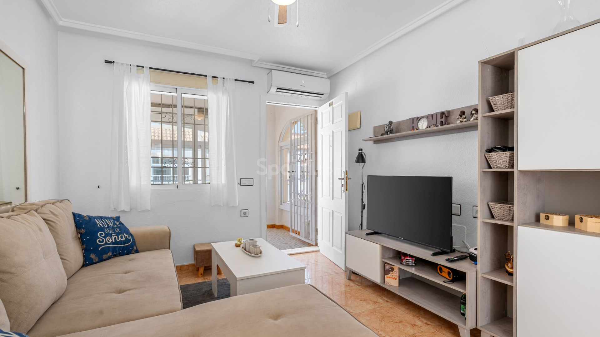 Resale - Apartment -
Torrevieja