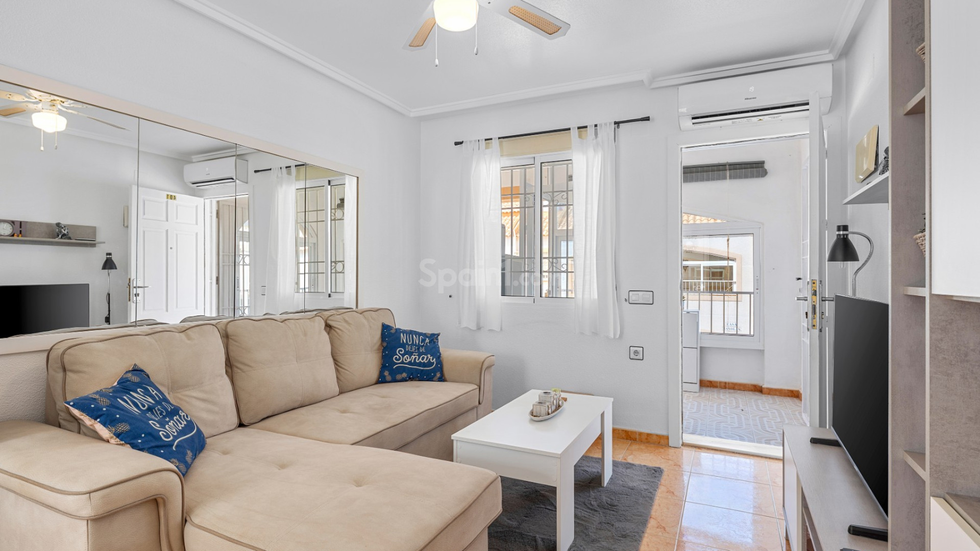 Resale - Apartment -
Torrevieja