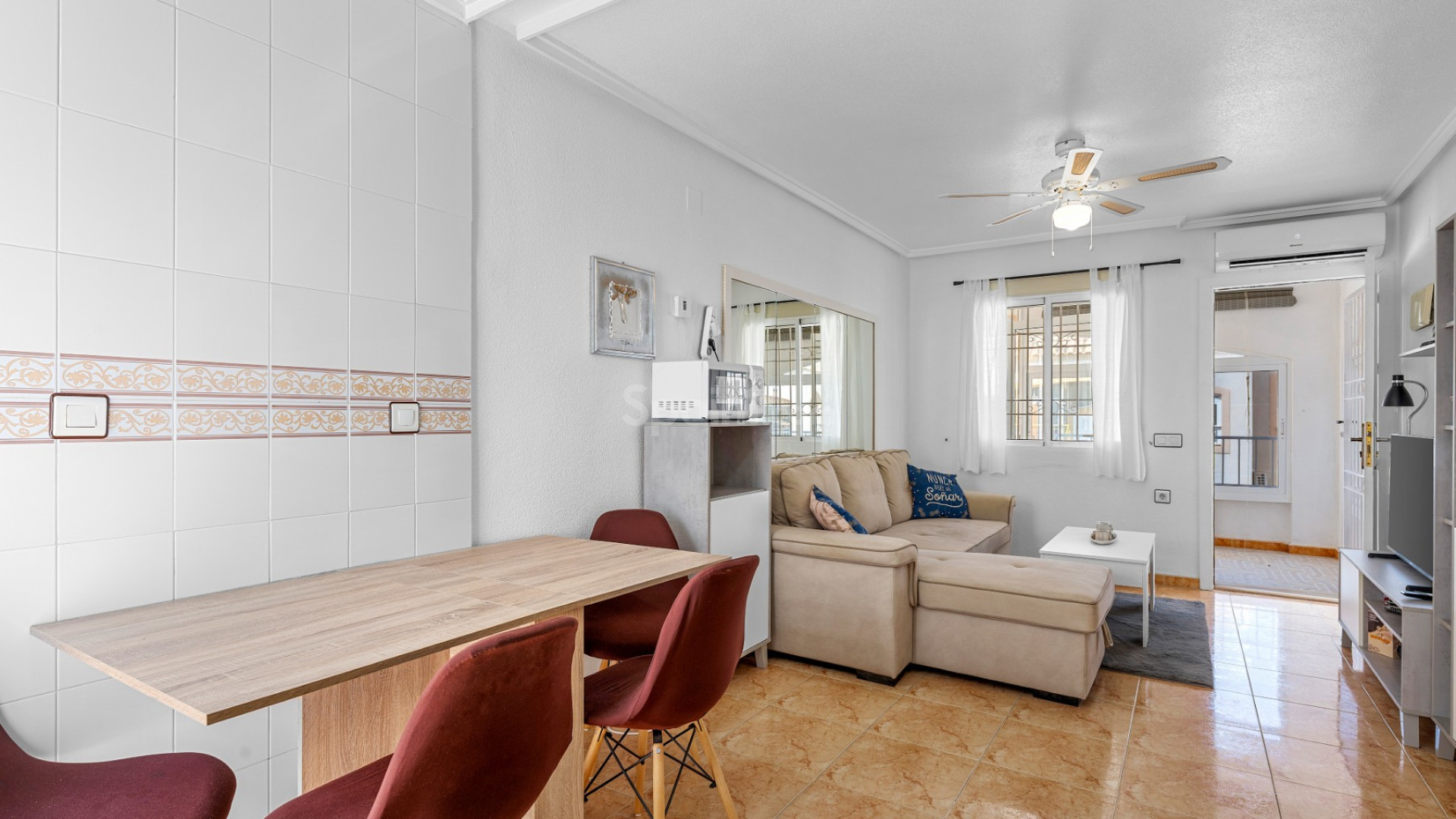 Resale - Apartment -
Torrevieja