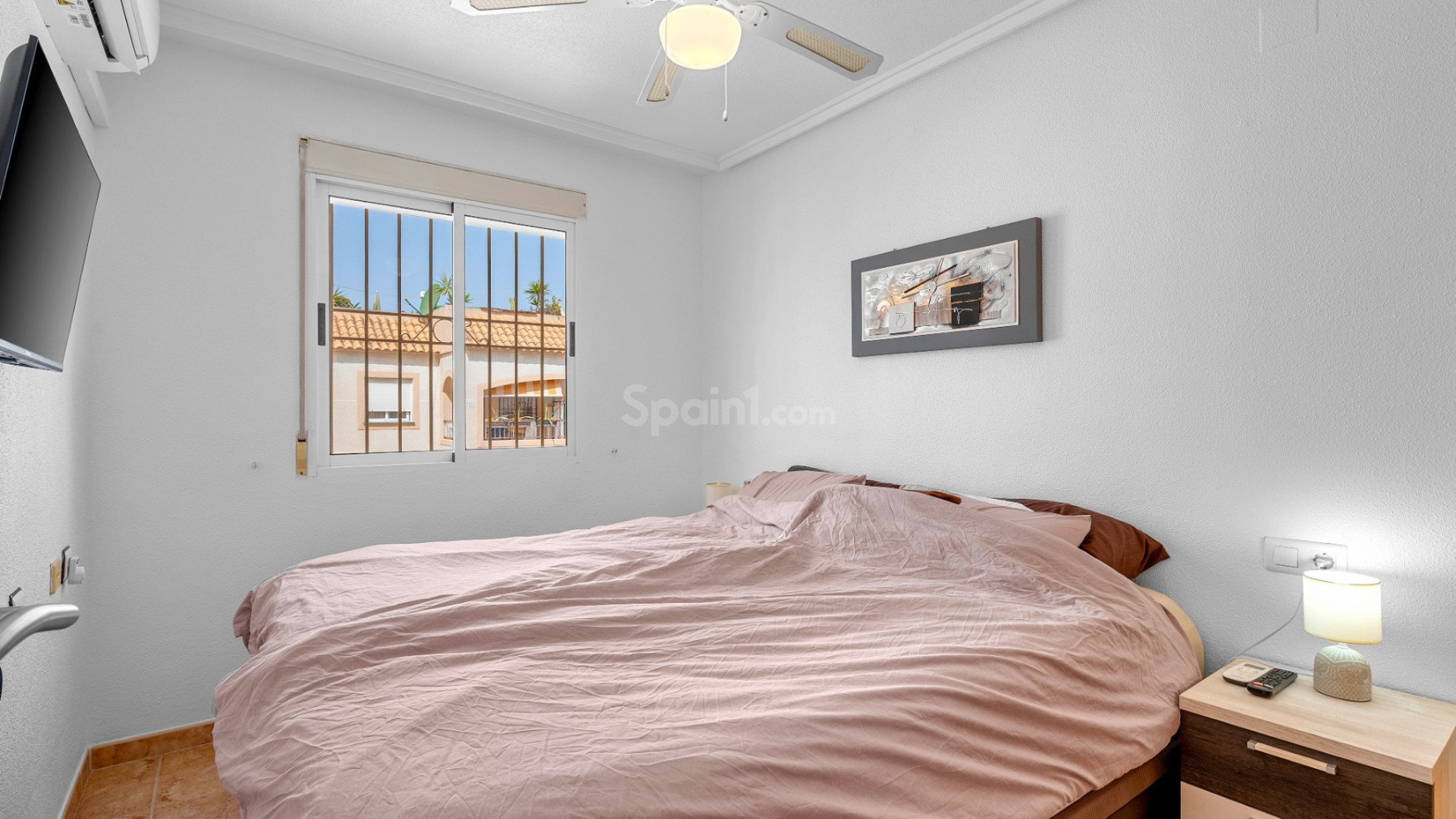 Resale - Apartment -
Torrevieja