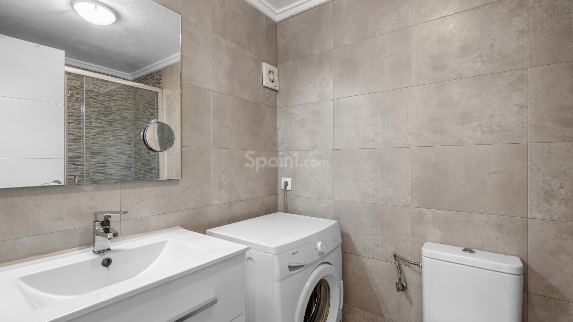 Resale - Apartment -
Torrevieja