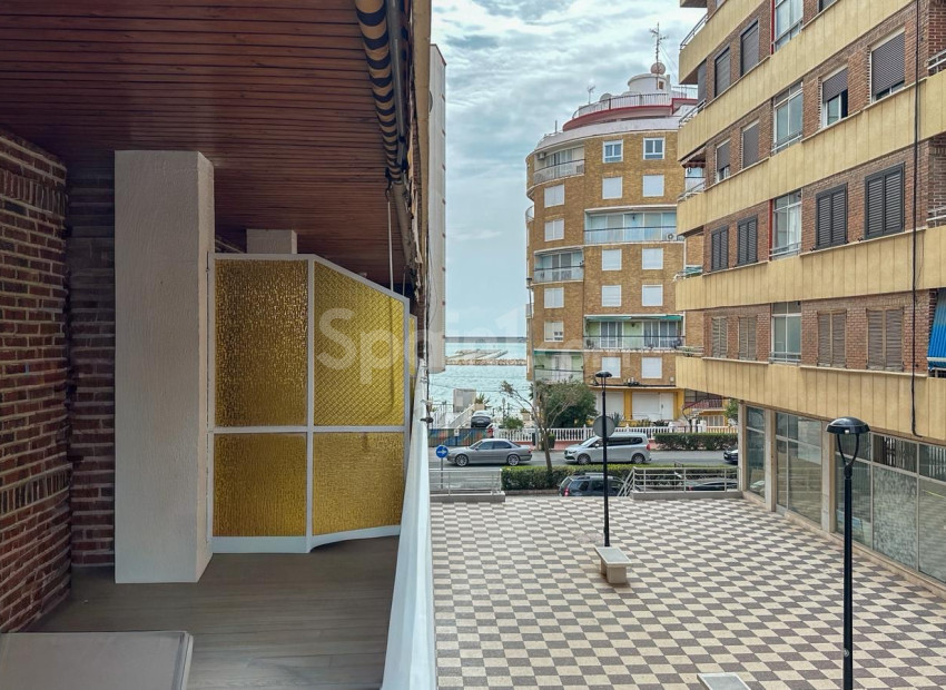Resale - Apartment -
Torrevieja