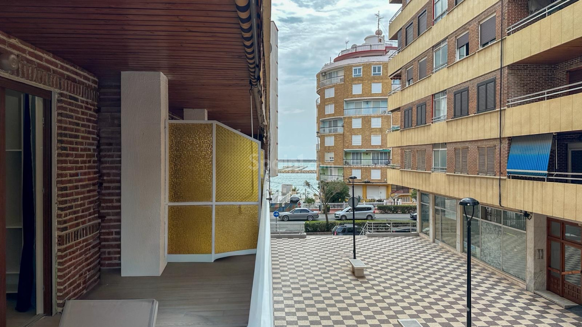 Resale - Apartment -
Torrevieja