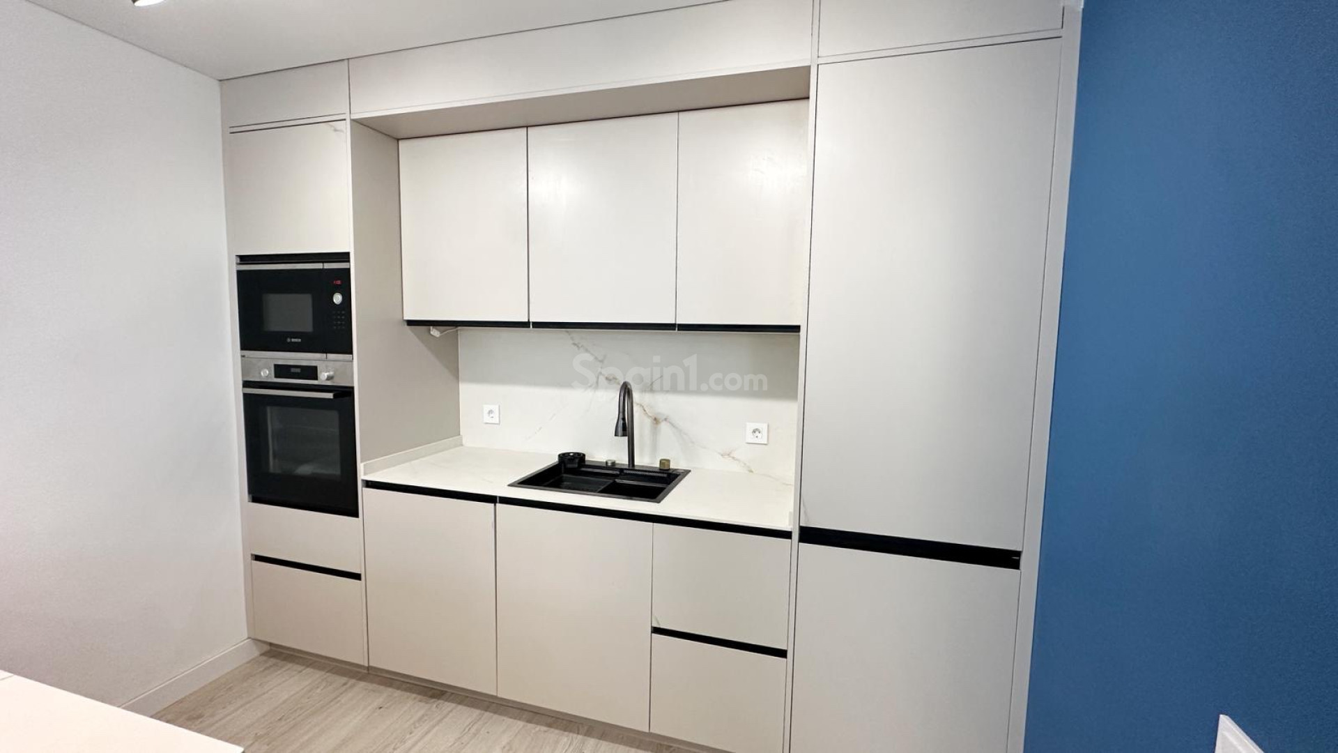 Resale - Apartment -
Torrevieja