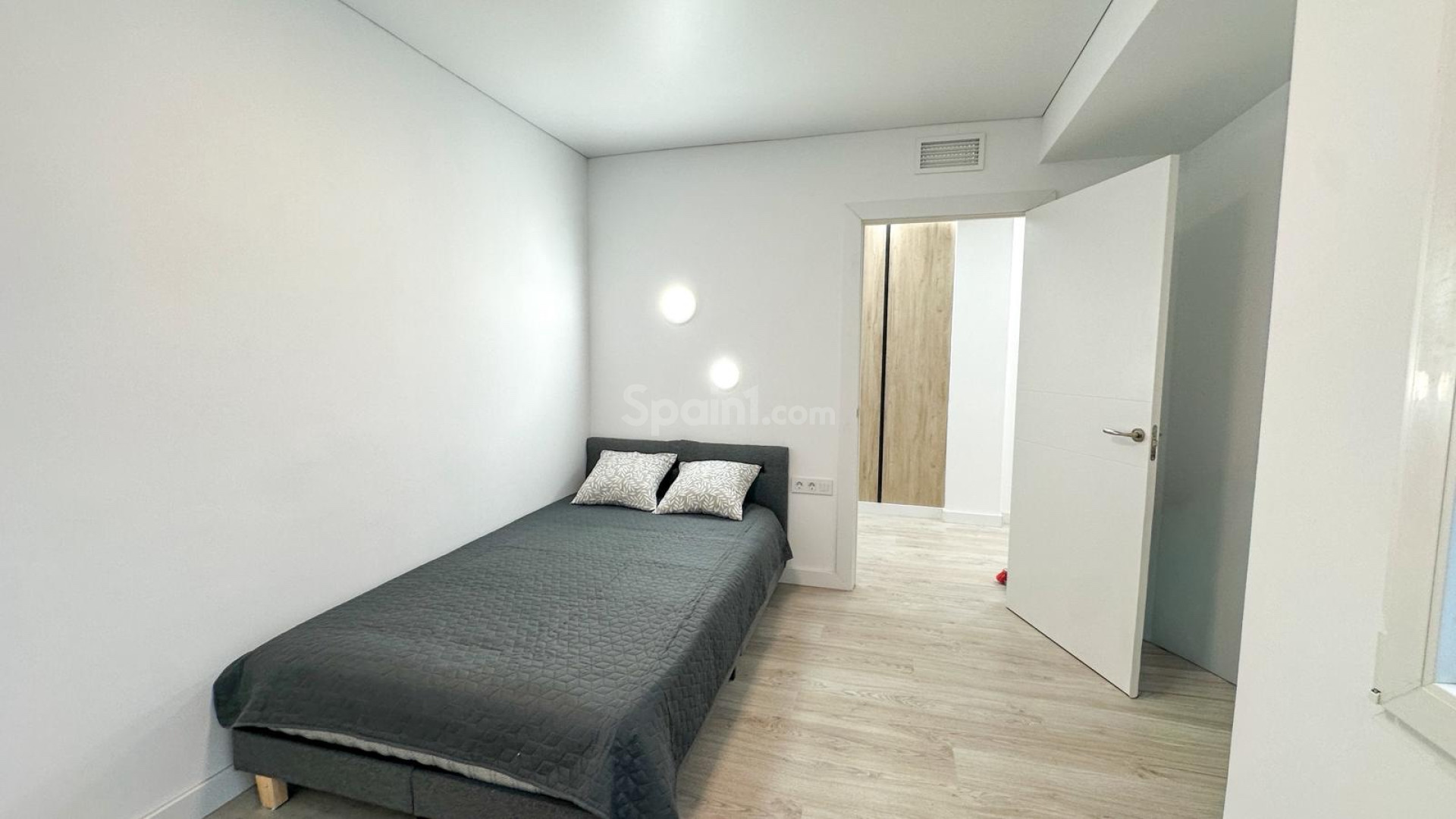 Resale - Apartment -
Torrevieja